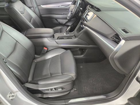 Used 2019 Cadillac XT5 Premium Luxury AWD/4WD image 19