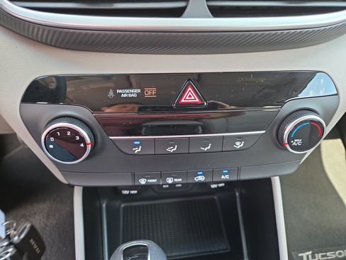 Used 2019 Hyundai Tucson SE AWD/4WD image 23