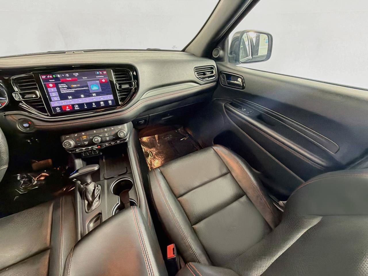 Used 2025 Dodge Durango GT AWD/4WD image 12
