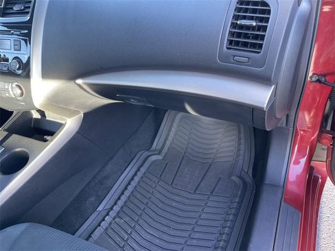 Used 2015 Nissan Altima 2.5 S image 31