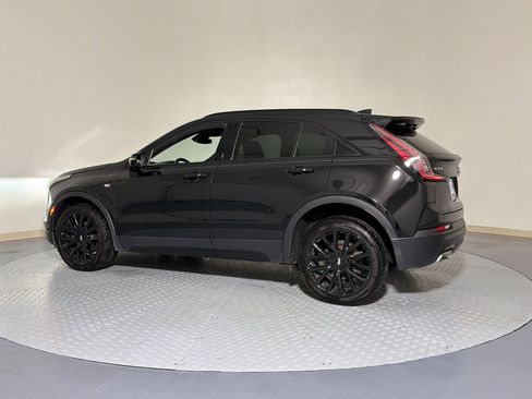 Used 2023 Cadillac XT4 Sport FWD image 3