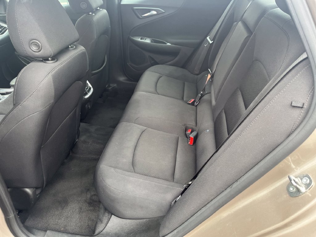 Used 2023 Chevrolet Malibu LT FWD image 24