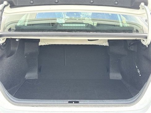 Used 2025 Toyota Camry SE image 33