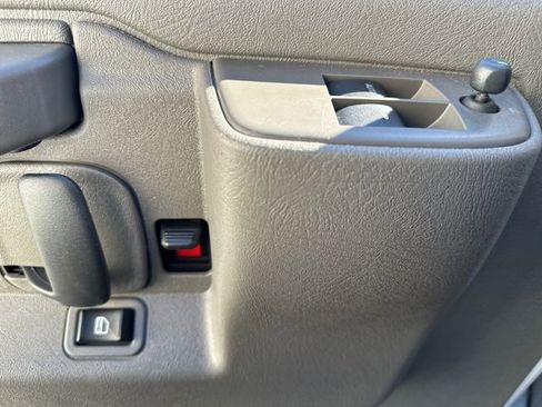 Used 2024 GMC Savana 2500 w/ Driver Convenience Package image 21