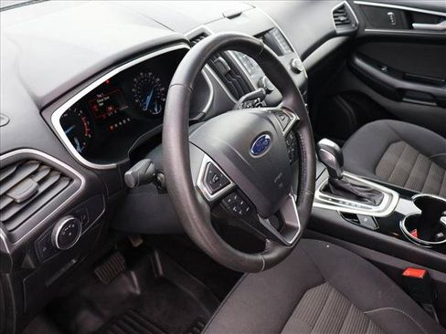 Used 2015 Ford Edge SEL FWD image 13