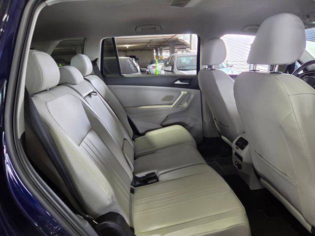 Used 2023 Volkswagen Tiguan SE FWD image 18