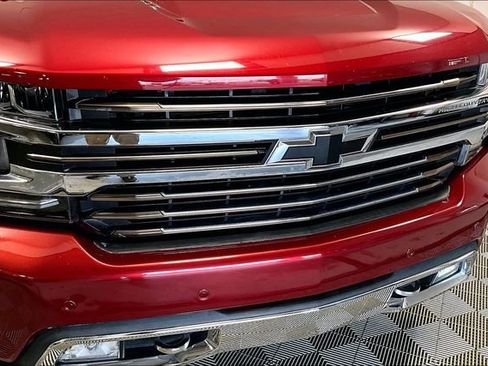 Used 2020 Chevrolet Silverado 1500 High Country image 30