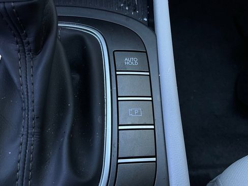 Used 2025 Hyundai Kona SEL image 25