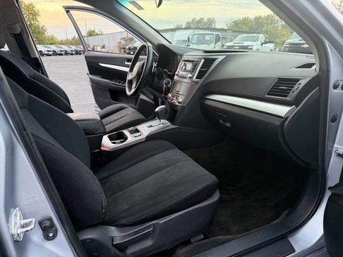 Used 2013 Subaru Legacy 2.5i Premium w/ All-Weather Pkg image 13