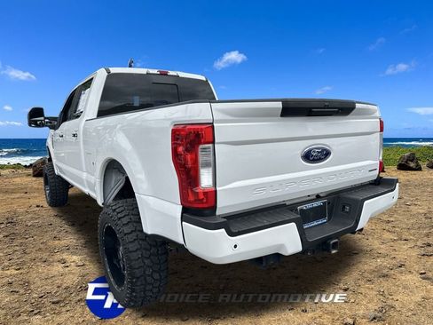 Used 2019 Ford F250 Lariat w/ Lariat Value Package image 5