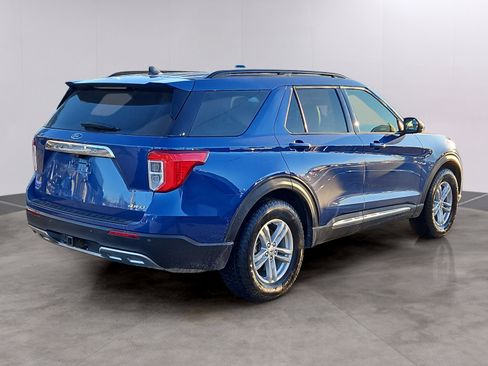Certified 2022 Ford Explorer XLT w/ Equipment Group 202A image 2