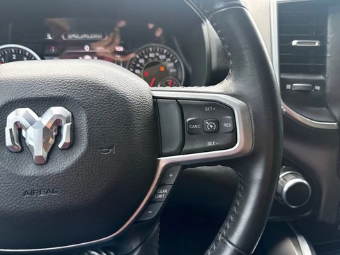 Used 2022 RAM 1500 Big Horn AWD/4WD image 17