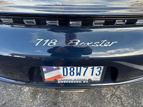 Used 2019 Porsche 718 Boxster image 13