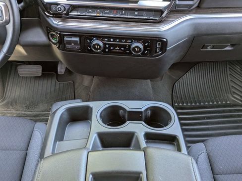 Used 2025 Chevrolet Silverado 1500 LT RWD image 18