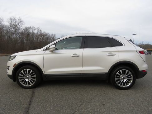 Used 2017 Lincoln MKC Reserve w/ Lincoln MKC Climate Package image 8
