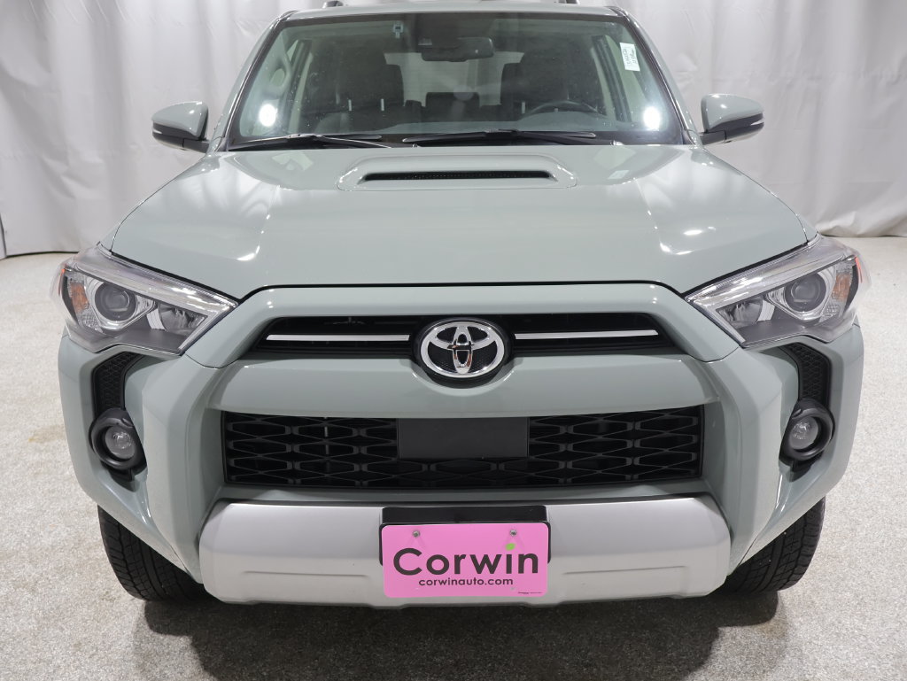 Used 2023 Toyota 4Runner TRD Off-Road Premium w/ Moonroof Package AWD/4WD image 9