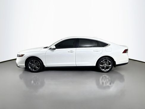 Used 2023 Honda Accord EX image 6