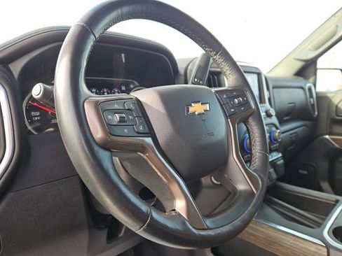 Used 2022 Chevrolet Silverado 1500 High Country image 33