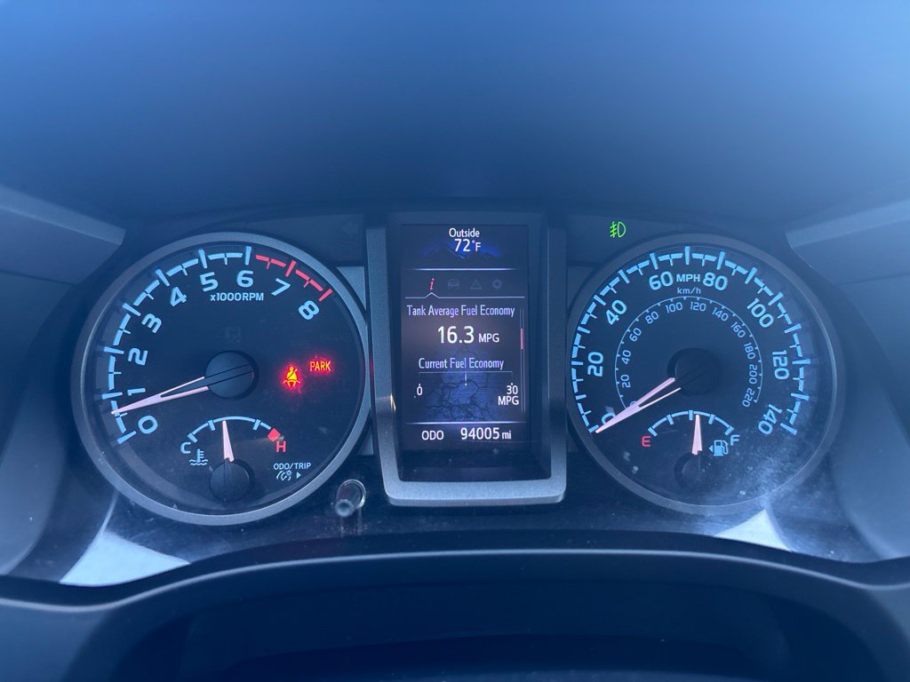 Used 2020 Toyota Tacoma TRD Off-Road AWD/4WD image 15