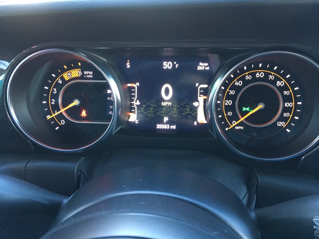Used 2021 Jeep Wrangler Unlimited Sport AWD/4WD image 2