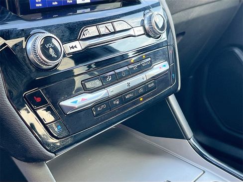 Used 2023 Ford Explorer ST w/ Equipment Group 401A image 16