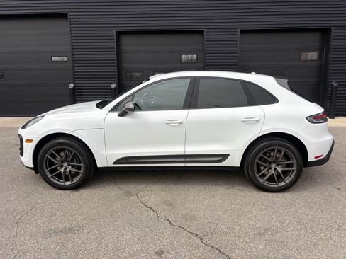 Used 2025 Porsche Macan Turbo image 2