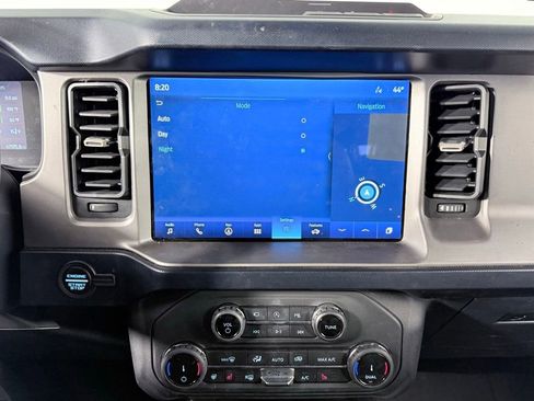 Used 2022 Ford Bronco Outer Banks image 20