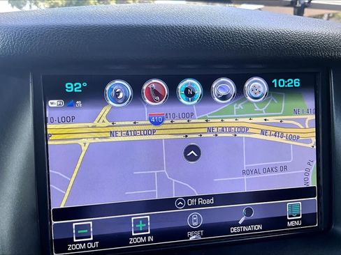Used 2018 Chevrolet Suburban Premier AWD/4WD image 34