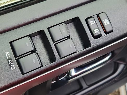 Used 2024 Toyota 4Runner Limited image 24