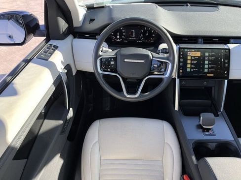 Used 2024 Land Rover Discovery Sport S image 11