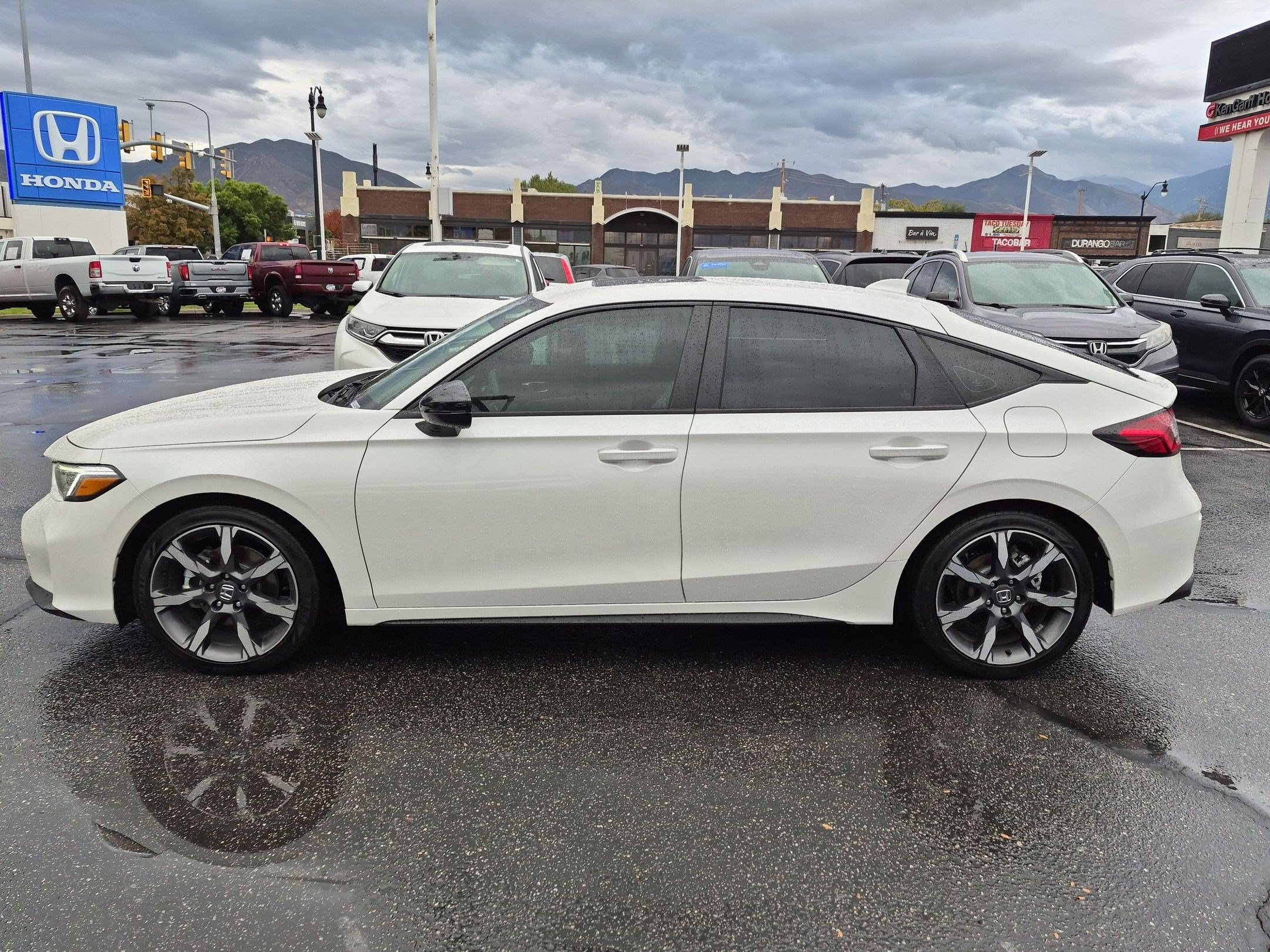 Certified 2026 Honda Civic Sport Touring image 9