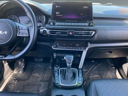 Used 2022 Kia Seltos SX AWD/4WD image 11