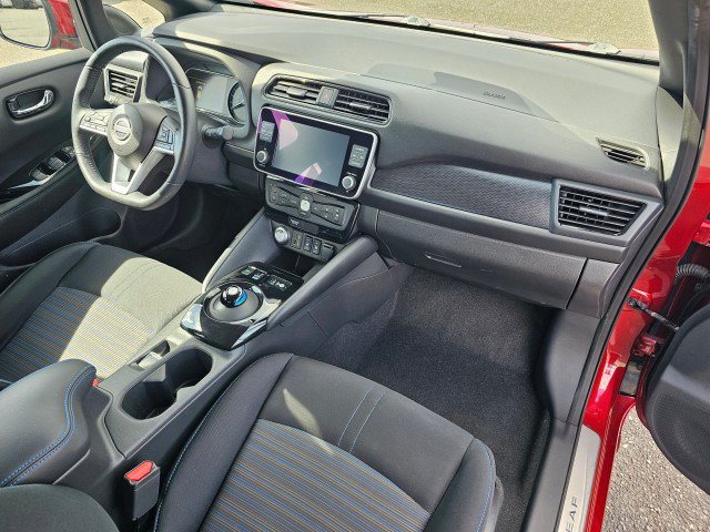 Certified 2024 Nissan Leaf SV Plus FWD image 11