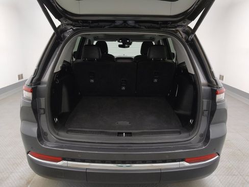 Used 2022 Jeep Grand Cherokee Limited 4xe image 29