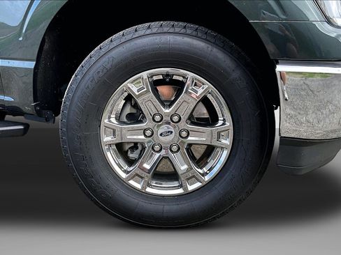 Used 2021 Ford F150 XLT w/ Equipment Group 302A High image 9