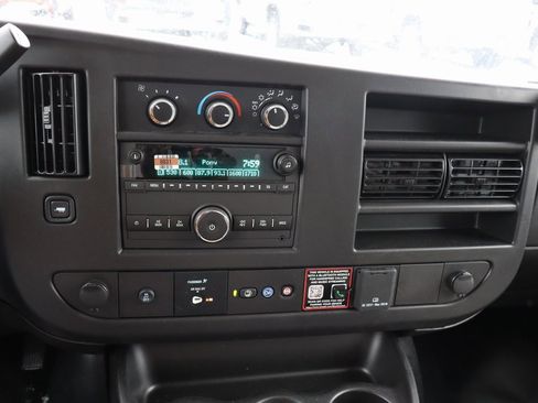 New 2025 Chevrolet Express 3500 w/ Power Convenience Package image 7