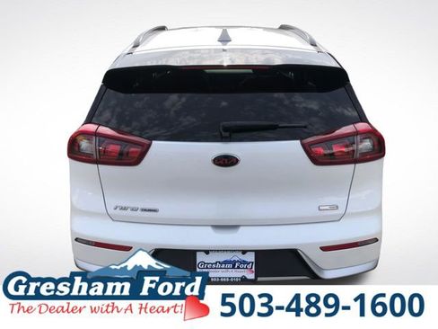Used 2017 Kia Niro FWD image 7