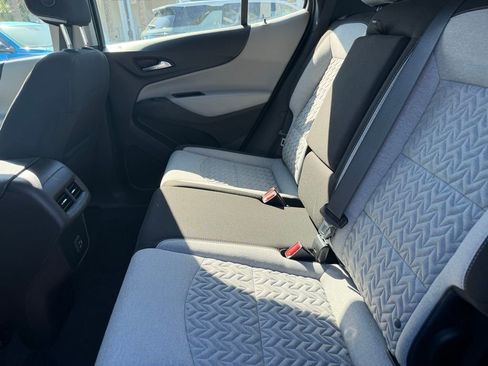 Used 2024 Chevrolet Equinox LS FWD image 9