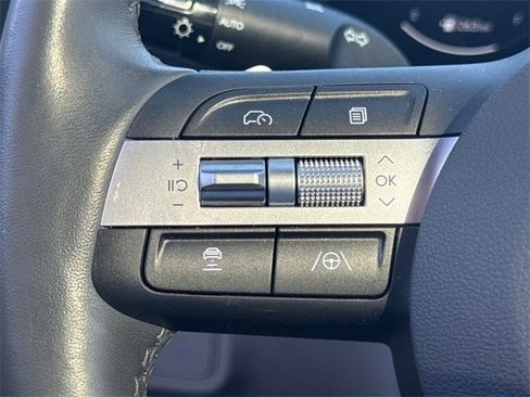 Used 2024 Hyundai Kona Limited image 17