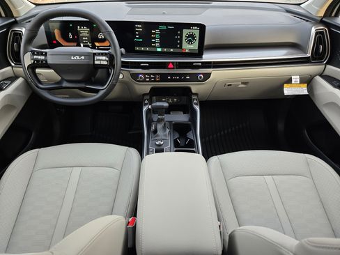 New 2026 Kia Sorento S w/ S Panoramic Sunroof Package FWD image 11