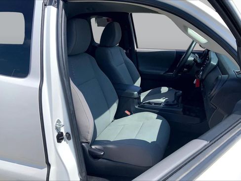 Used 2023 Toyota Tacoma SR RWD image 9
