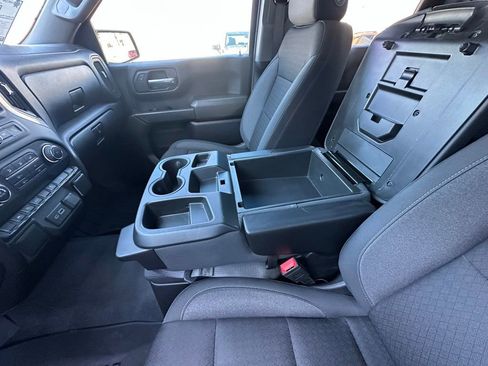 Used 2024 Chevrolet Silverado 1500 Custom Trail Boss w/ LPO, Dark Essentials Package AWD/4WD image 25