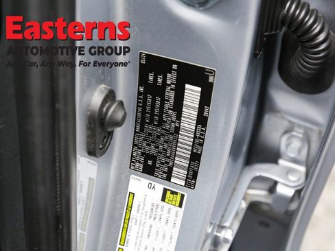 Used 2024 Toyota Corolla Cross LE image 32