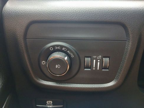 Used 2024 Jeep Grand Cherokee L Summit w/ Advanced Protech Group IV AWD/4WD image 21