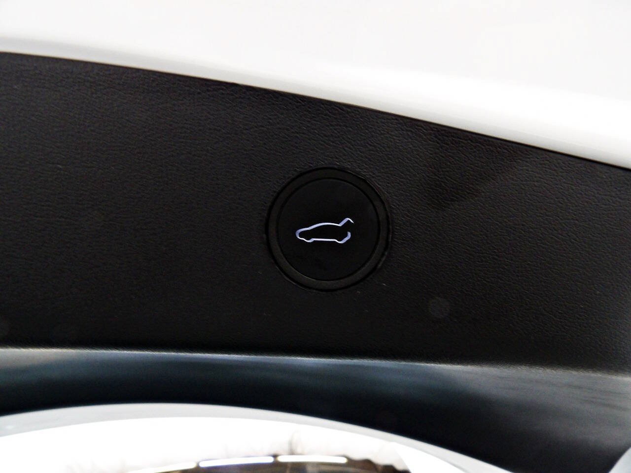 Used 2023 Tesla Model 3 Standard Range RWD image 14