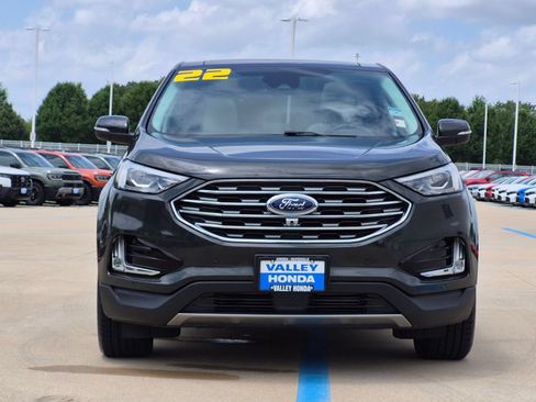 Used 2022 Ford Edge Titanium w/ Equipment Group 301A AWD/4WD image 3