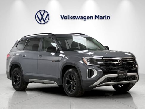 New 2026 Volkswagen Atlas Peak Edition AWD/4WD image 7