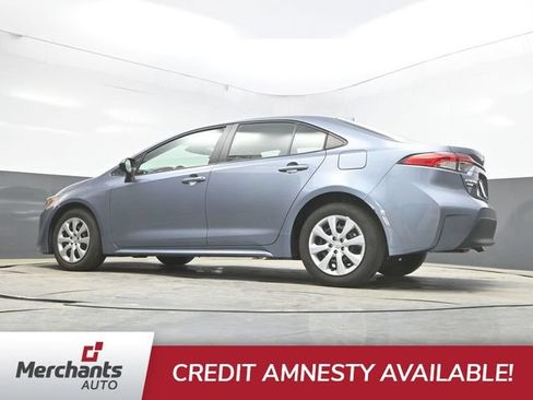 Used 2025 Toyota Corolla LE FWD image 28