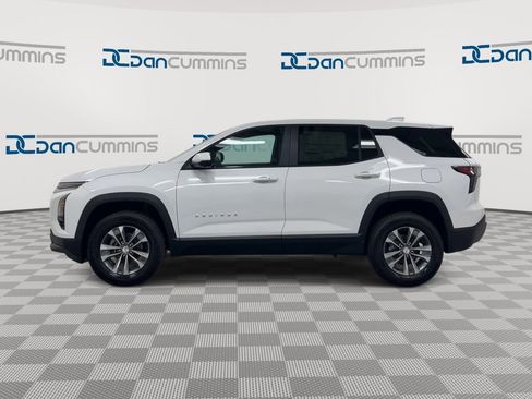 New 2026 Chevrolet Equinox LT image 5