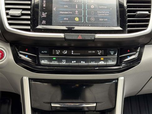 Used 2017 Honda Accord EX image 6